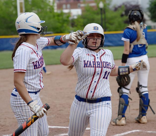 Walkersville gives Boonsboro 'a little wake-up call' for the softball playoffs