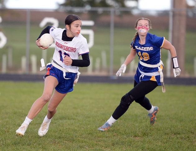 'I wasn't expecting this': Boonsboro girls flag football is undefeated and having fun