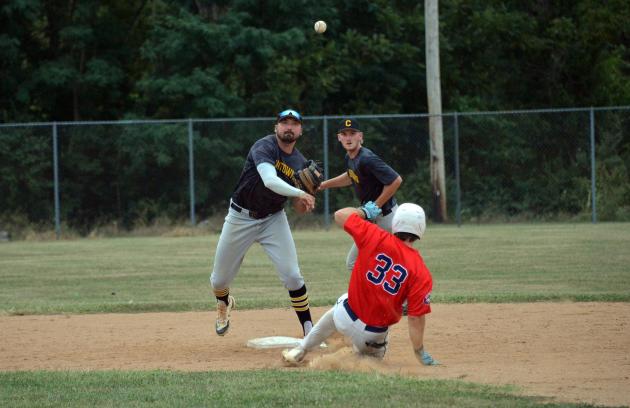 Kuhns, Berzonski lead Cashtown Pirates past Hagerstown Braves in Game 1
