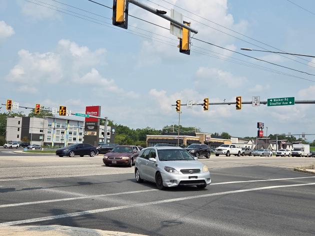 Chambersburg re-evaluating 'no turn on red' signs on U.S. 30